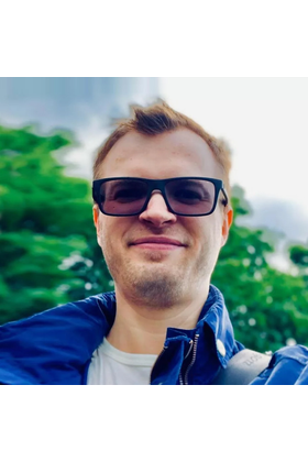 Павел Сергацков