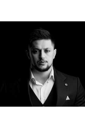 Азамат Ахроров