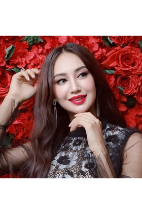 Aysanem Yusupova